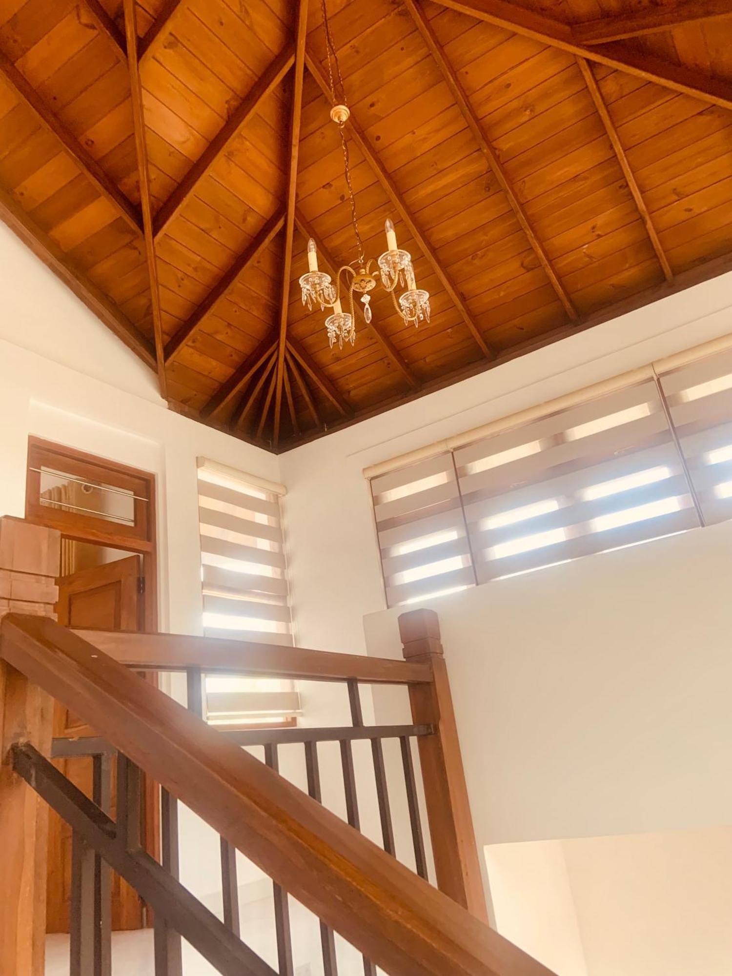 Golden King Residence - Free Pickup From Kandy Railway Station Екстериор снимка