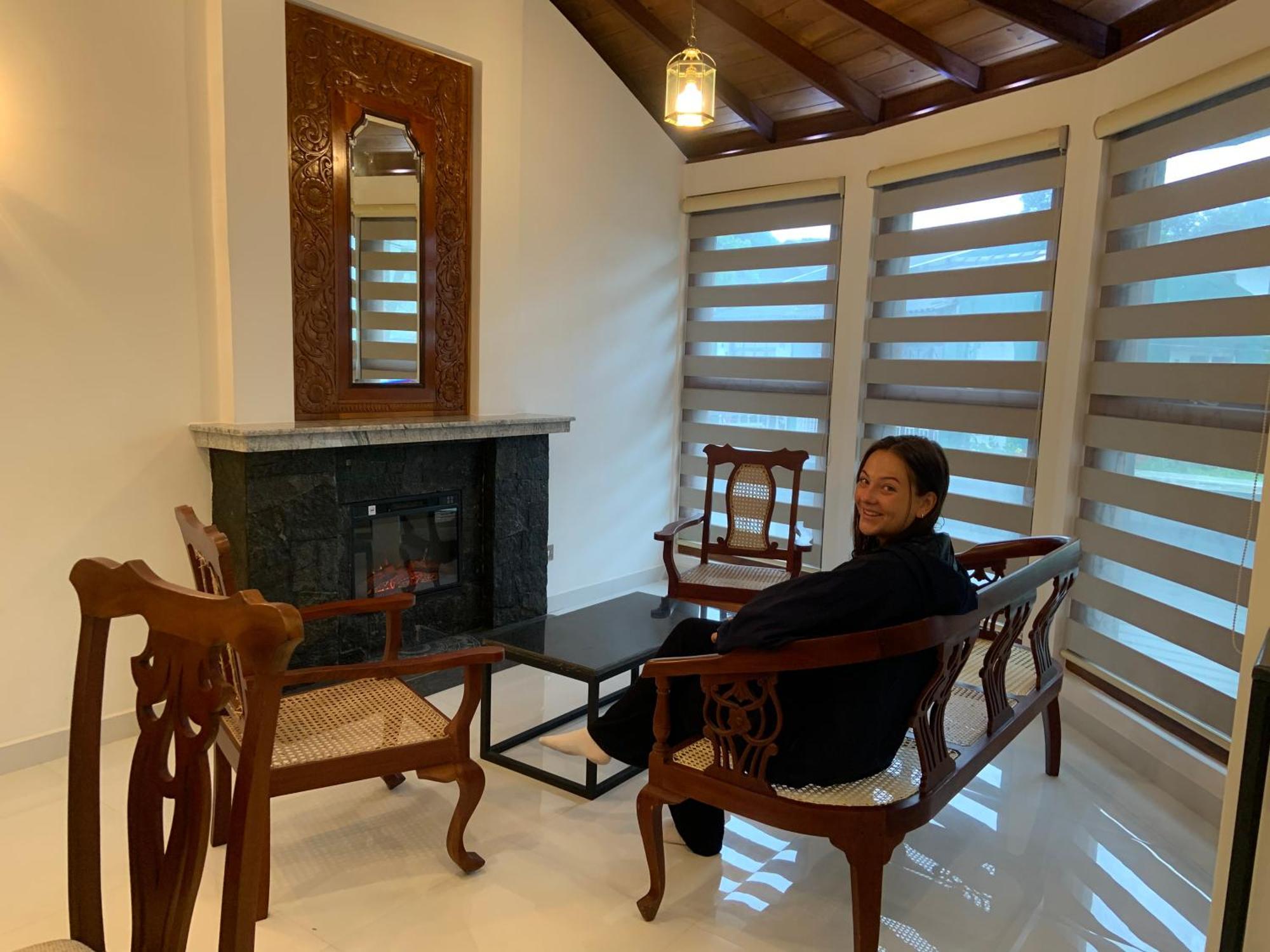 Golden King Residence - Free Pickup From Kandy Railway Station Екстериор снимка