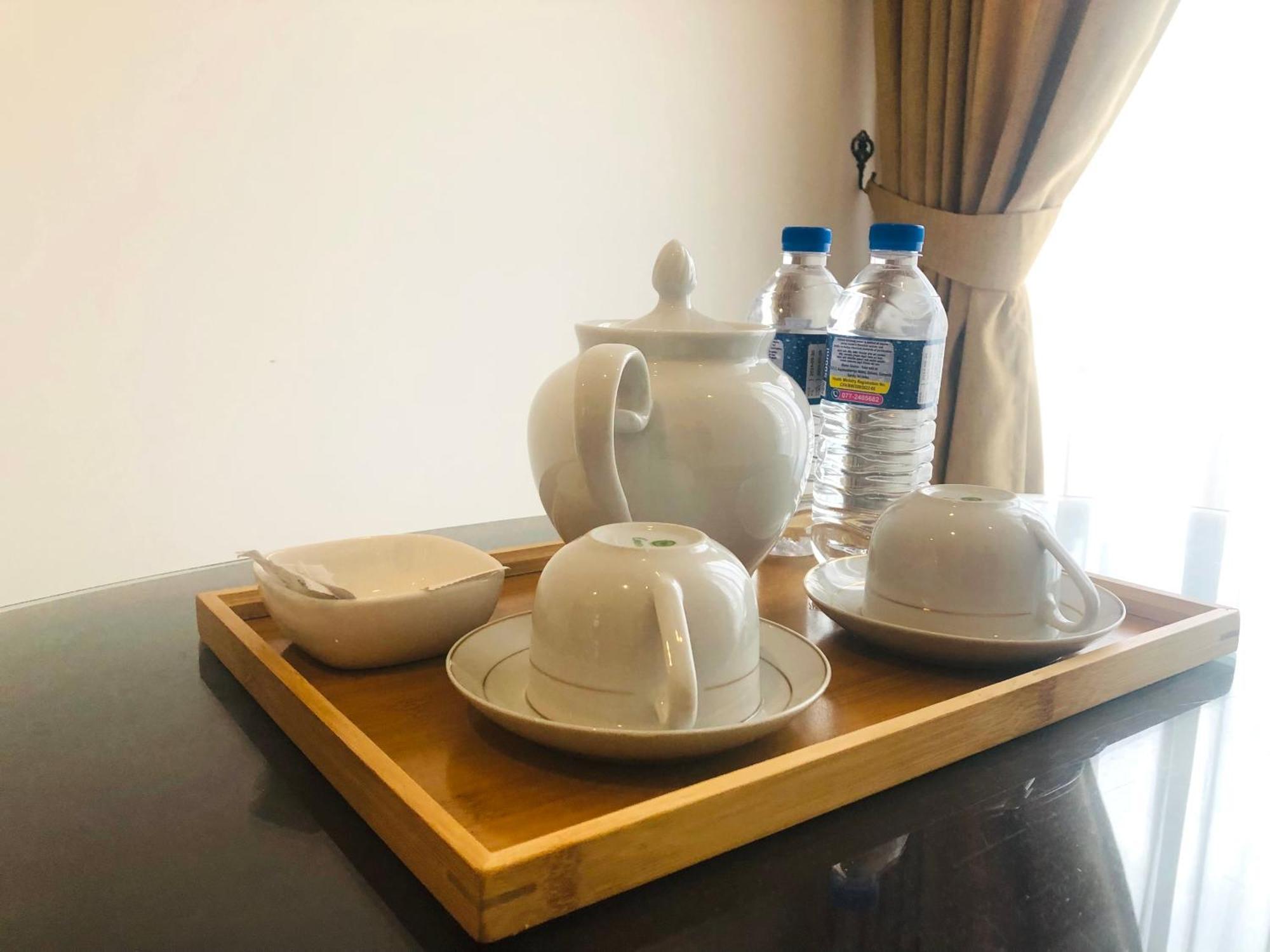 Golden King Residence - Free Pickup From Kandy Railway Station Екстериор снимка