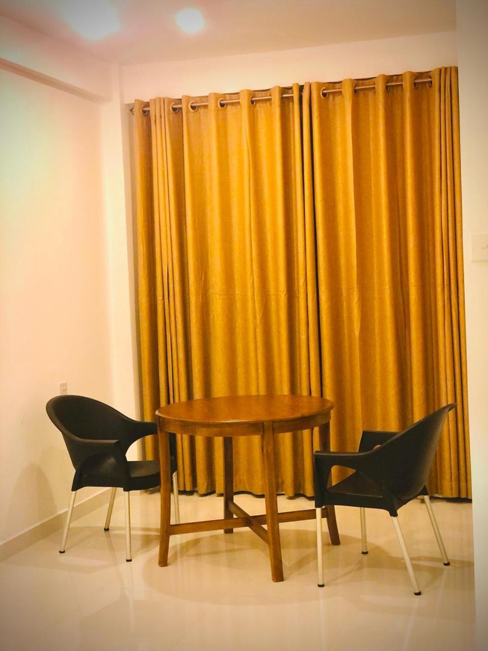 Golden King Residence - Free Pickup From Kandy Railway Station Екстериор снимка